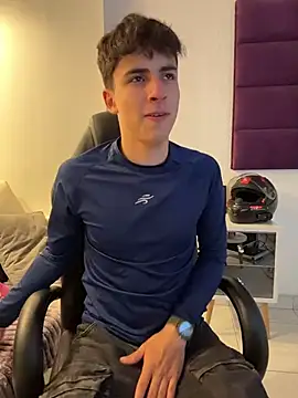 AdrianRinaldi online show from 11/19/25, 07:58