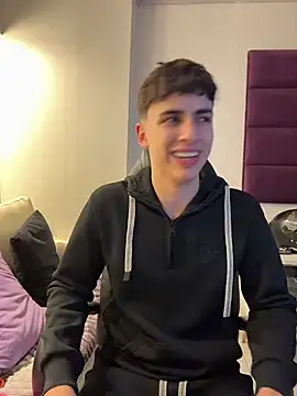 AdrianRinaldi online show from 11/26/25, 08:10