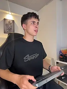 AdrianRinaldi online show from 03/24/26, 08:03