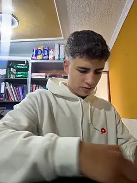 AdrianRinaldi online show from 05/21/26, 01:51