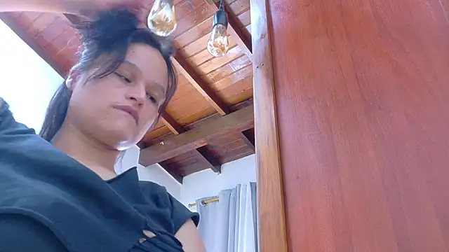 Jennifer Vega1 online show from 04/03/26, 09:02