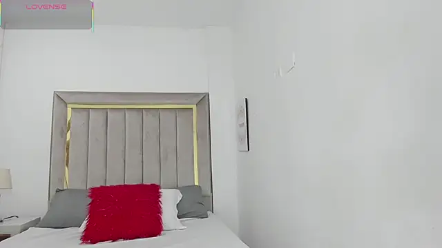 Snapshot of lapiz_lazuli12 chatting on 10/14/25, 07:25 lapiz lazuli12 online show from 10/14/25, 07:25