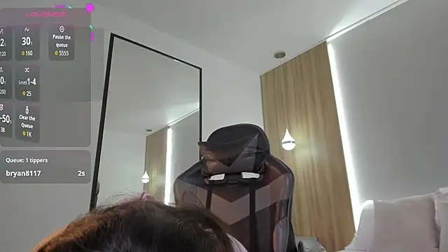 samantha 17  online show from 03/24/26, 02:27