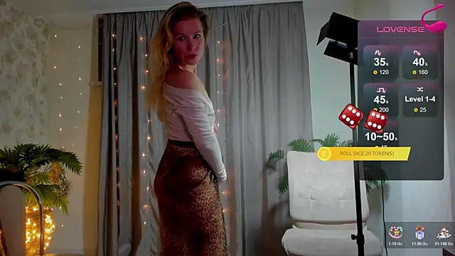 Julia Giulia online show from 01/09/26, 10:22