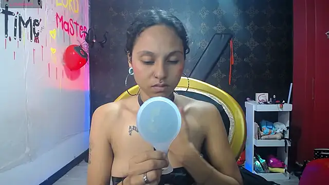 Sweettpleasure online show from 10/03/25, 02:25