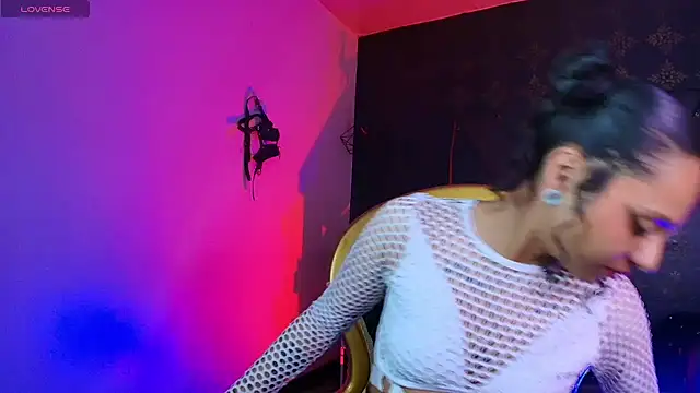 Sweettpleasure online show from 02/11/26, 03:06