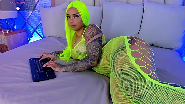 cocoamore online show from 02/09/26, 11:36