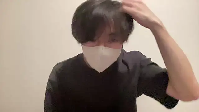 Snapshot of Yuma0718 chatting on 11/12/25, 01:11 Yuma0718 online show from 11/12/25, 01:11