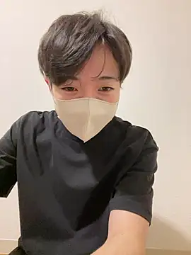 Snapshot of Yuma0718 chatting on 11/27/25, 03:03 Yuma0718 online show from 11/27/25, 03:03