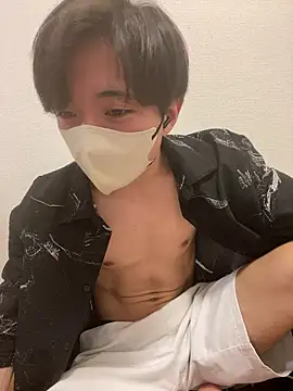 Snapshot of Yuma0718 chatting on 02/02/26, 12:15 Yuma0718 online show from 02/02/26, 12:15