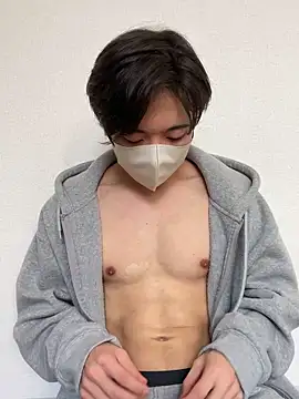 Snapshot of Yuma0718 chatting on 02/11/26, 06:51 Yuma0718 online show from 02/11/26, 06:51