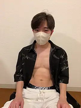 Snapshot of Yuma0718 chatting on 02/15/26, 09:30 Yuma0718 online show from 02/15/26, 09:30