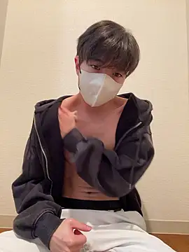 Snapshot of Yuma0718 chatting on 02/22/26, 01:29 Yuma0718 online show from 02/22/26, 01:29