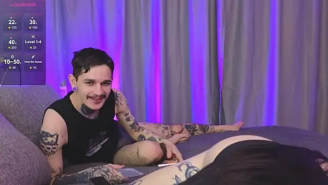 Snapshot of Somniyaa chatting on 10/25/25, 04:57 Somniyaa online show from 10/25/25, 04:57