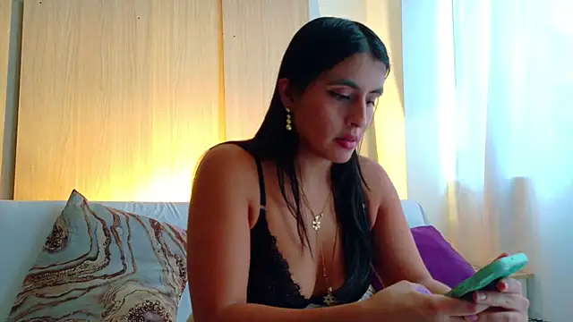 Snapshot of AliishaPss chatting on 07/15/26, 07:41 AliishaPss online show from 07/15/26, 07:41