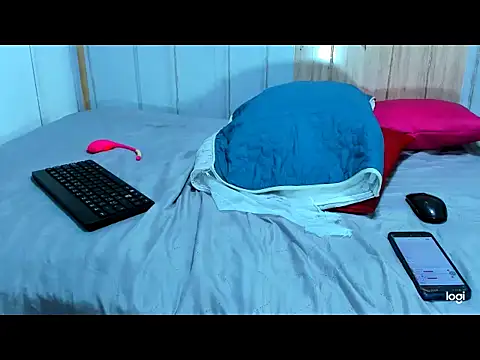 afroditoo online show from 11/12/25, 12:22