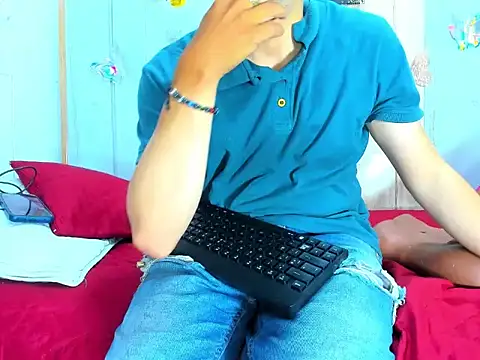 afroditoo online show from 12/02/25, 02:50