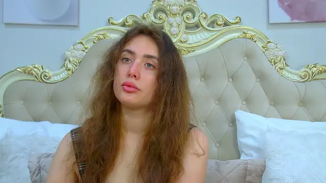 Snapshot of SherryBaers chatting on 09/23/25, 06:49 SherryBaers online show from 09/23/25, 06:49