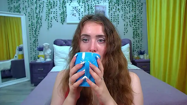 Snapshot of SherryBaers chatting on 10/08/25, 06:44 SherryBaers online show from 10/08/25, 06:44