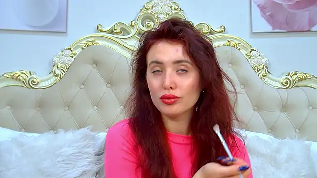 Snapshot of SherryBaers chatting on 10/21/25, 06:25 SherryBaers online show from 10/21/25, 06:25