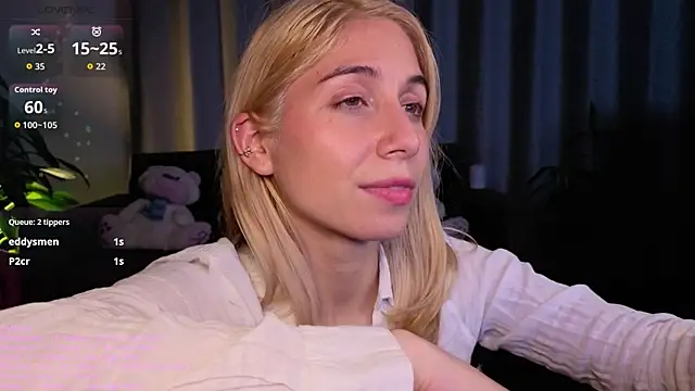 Snapshot of _LittleSammy chatting on 05/19/26, 01:56 LittleSammy online show from 05/19/26, 01:56