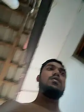 Snapshot of dharshnamzd05 chatting on 12/04/25, 01:15 dharshnamzd05 online show from 12/04/25, 01:15