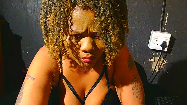 Augustine-Blooomxx online show from 10/20/25, 12:33