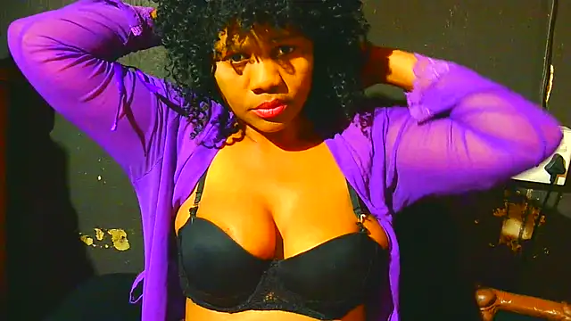 Augustine-Blooomxx online show from 11/13/25, 09:14