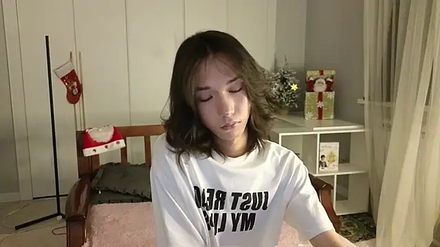 okerriella online show from 12/20/25, 01:29