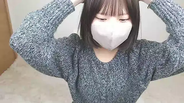 Snapshot of yuna_rin chatting on 12/04/25, 10:46 yuna rin online show from 12/04/25, 10:46