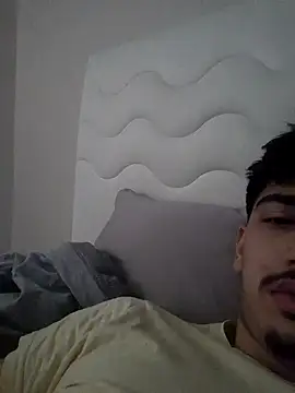 Snapshot of BichromeNonmetal chatting on 01/15/26, 07:24 BichromeNonmetal online show from 01/15/26, 07:24