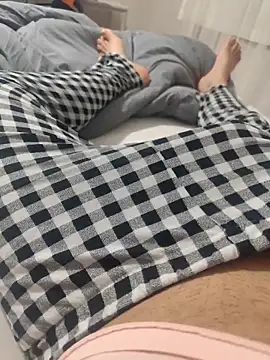 Snapshot of BichromeNonmetal chatting on 02/25/26, 12:09 BichromeNonmetal online show from 02/25/26, 12:09