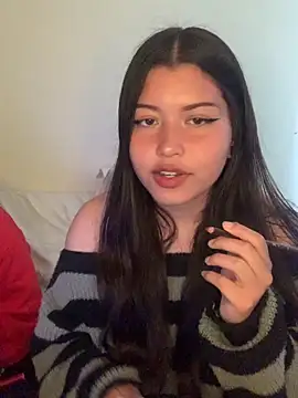 Snapshot of Karma_And_Sex chatting on 10/31/25, 07:15 Karma And Sex online show from 10/31/25, 07:15