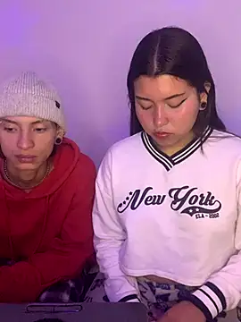 Snapshot of Karma_And_Sex chatting on 11/07/25, 01:22 Karma And Sex online show from 11/07/25, 01:22