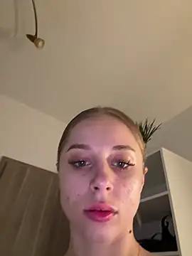 BabyAnais online show from 10/23/25, 04:06