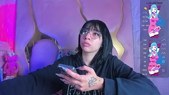 Niina Sissy online show from 03/20/26, 04:28