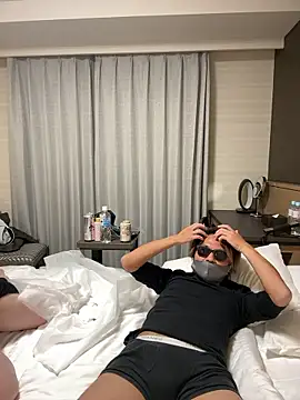 Snapshot of POMUPOMUPURIN2 chatting on 11/28/25, 11:13 POMUPOMUPURIN2 online show from 11/28/25, 11:13