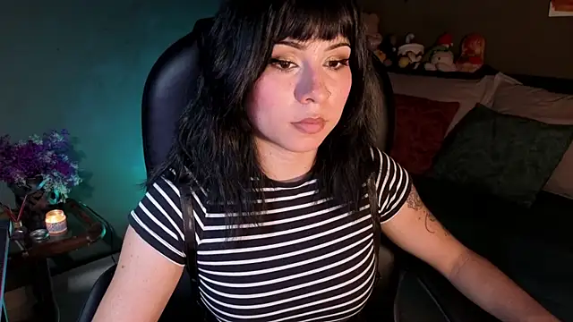 GaiaJoness online show from 11/27/25, 07:16