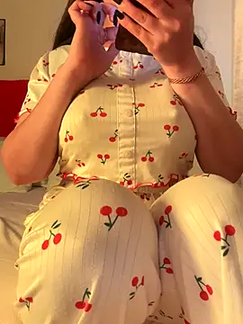 OnlyRima online show from 11/10/25, 02:27