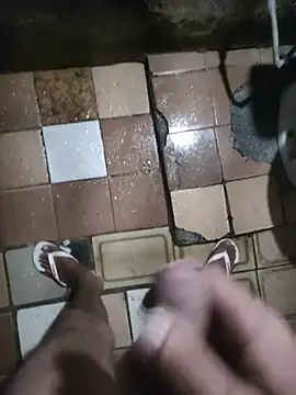 Snapshot of 011Nort chatting on 11/22/25, 02:27 011Nort online show from 11/22/25, 02:27