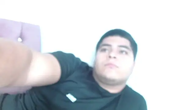 naomi campbel  online show from 03/05/26, 08:38