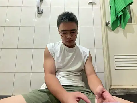 Snapshot of greenteazhang chatting on 11/07/25, 04:40 greenteazhang online show from 11/07/25, 04:40