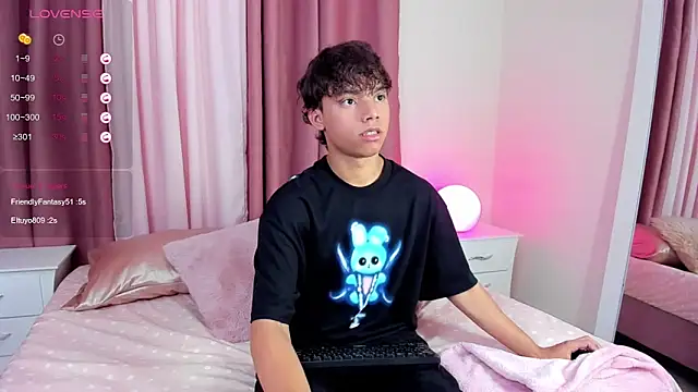 Honeymoon sariel online show from 11/17/25, 08:14