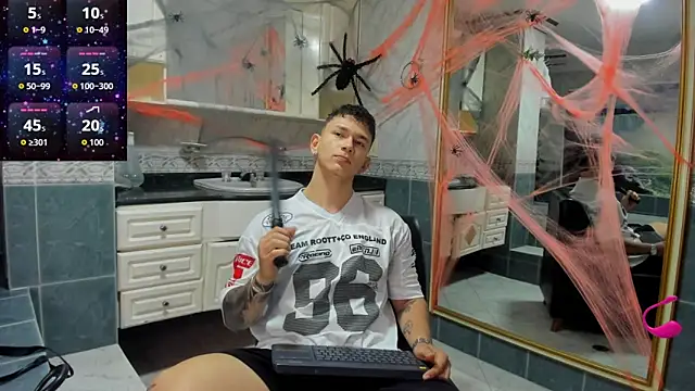 Thomas moon online show from 10/08/25, 11:52