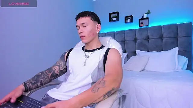 Thomas moon online show from 01/14/26, 12:44