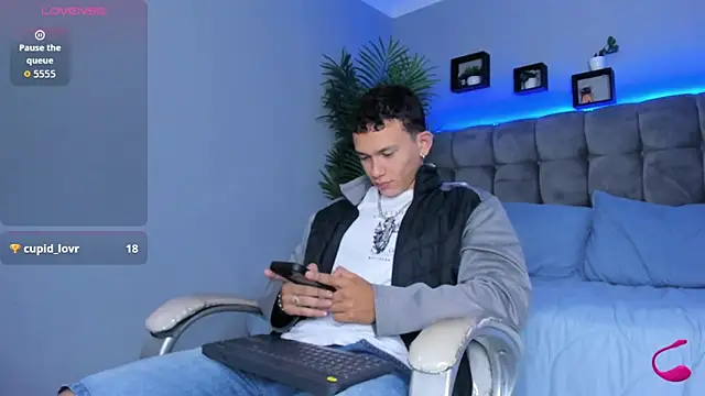 Thomas moon online show from 03/27/26, 02:06