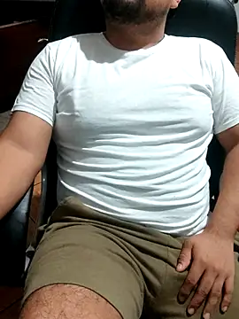 Snapshot of Hotknight chatting on 09/15/25, 05:51 Hotknight online show from 09/15/25, 05:51