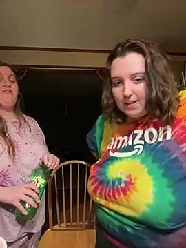 Snapshot of vanessraine chatting on 01/18/26, 09:35 vanessraine online show from 01/18/26, 09:35