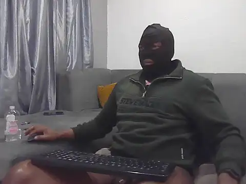 GigoloSandton online show from 04/13/26, 11:43