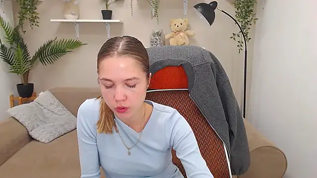 Spicy Lexi online show from 10/10/25, 06:45